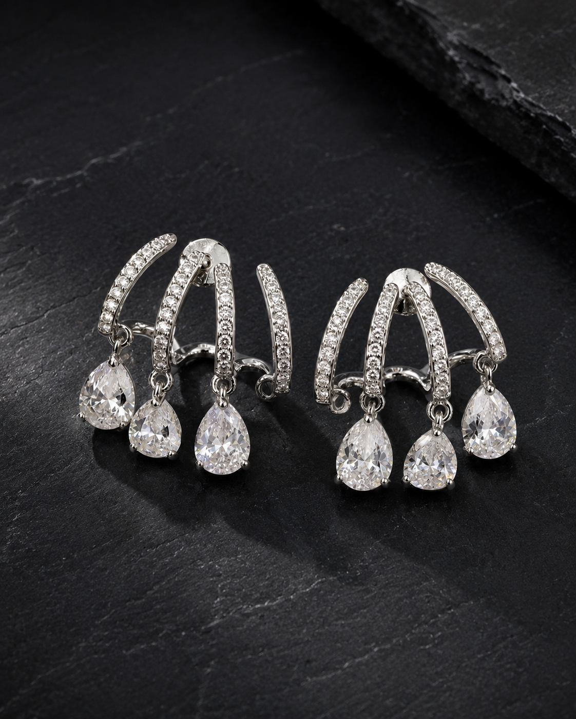 Sparkling arc & teardrop earrings
